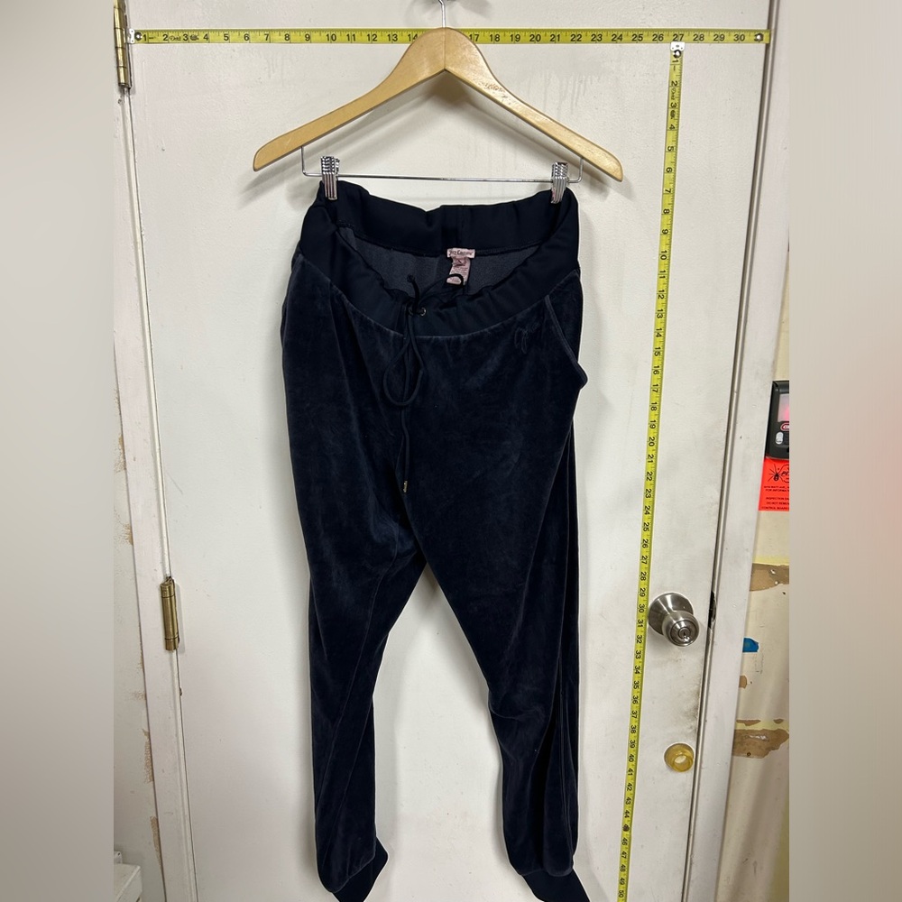 Juicy velour tracksuit pants
Navy blue